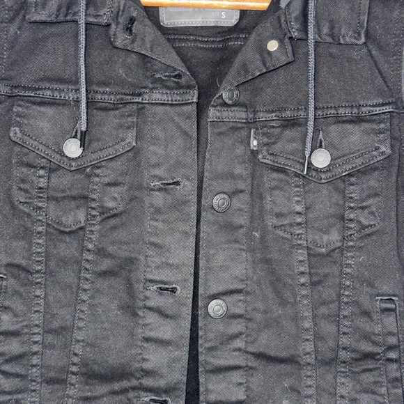 Levi's Black Jean Jacket with Hood - Picture 2 of 4